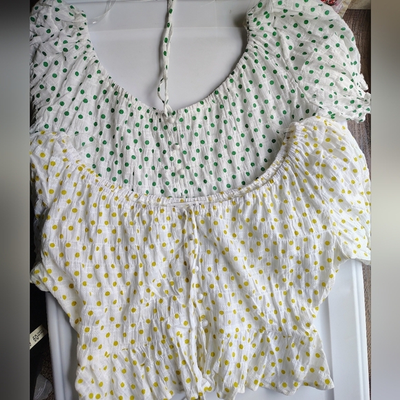 NWOT HYFVE bundle 2 Crop Top polka dots tie, puff sleeves, cotton sz L. - Picture 2 of 16
